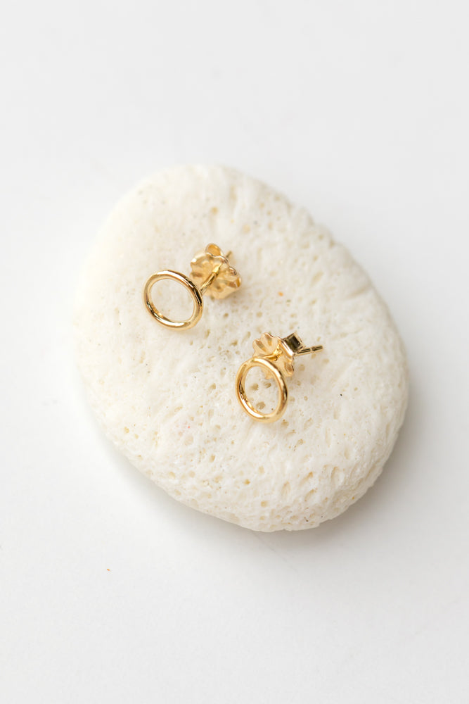 minimalistic gold circle earring studs by Anna Shae Jewelry in Lexington, Kentucky
