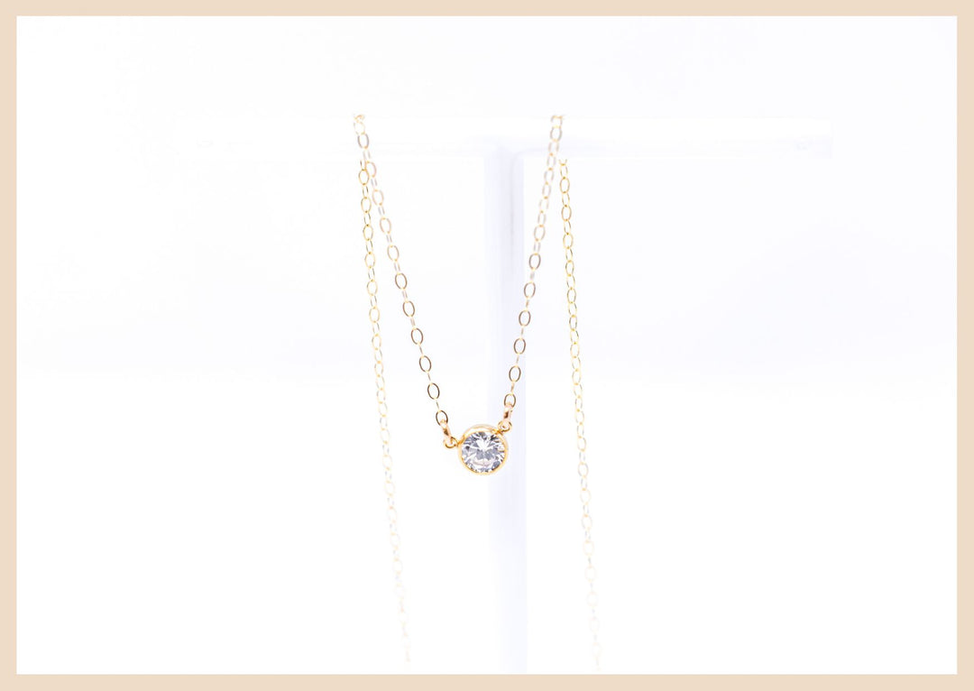 Gold Diamond Necklace 