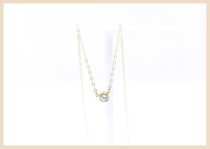 Gold Diamond Necklace 