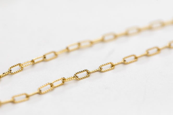 Minimalistic gold chains by Anna Shae Jewelry in Lexington, Kentucky 